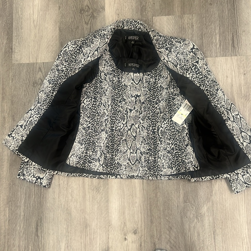 Kasper 2piece jacket set, NWT